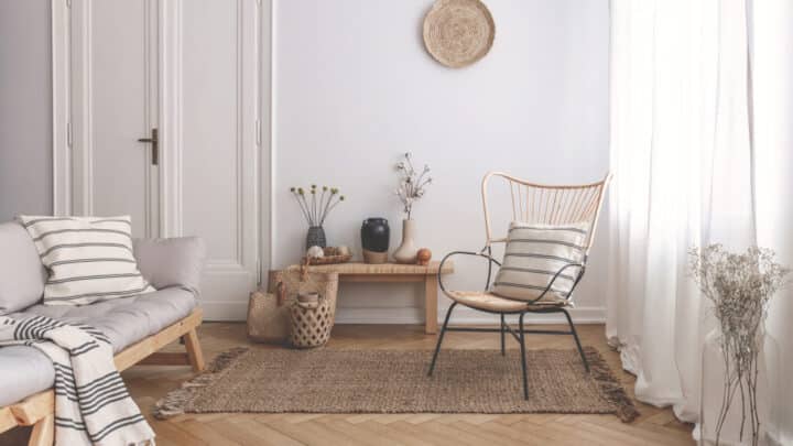 Quelle place pour les matières synthétiques dans la décoration moderne ?